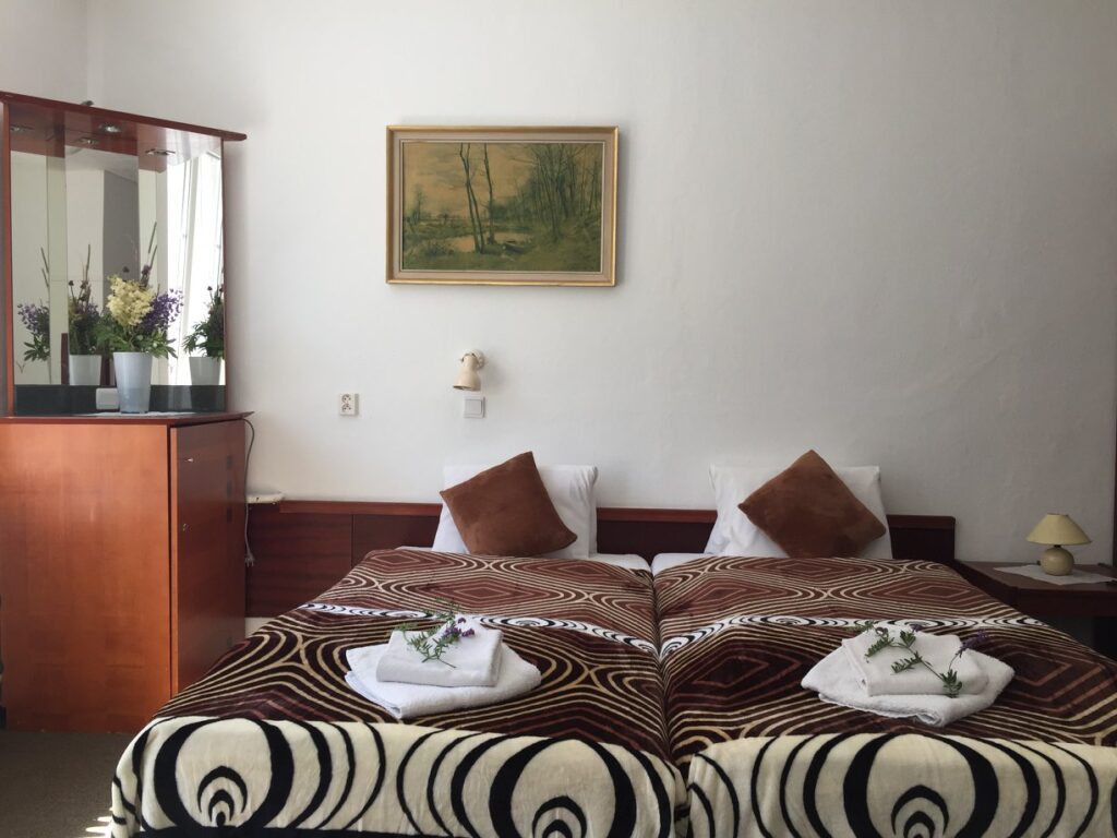 36832227_10156712031874090_7743477897523888128_n